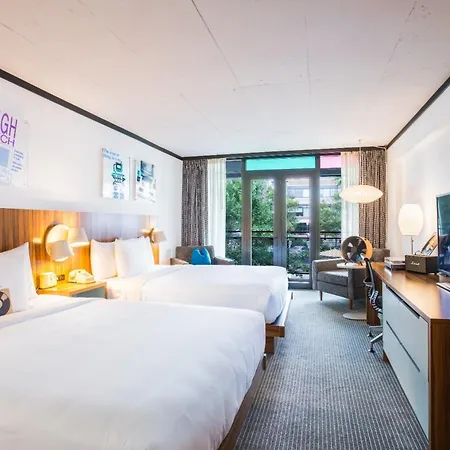The Verb Hotel-2